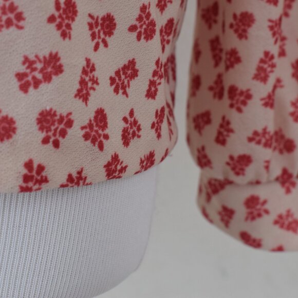 Vintage 70s Ditsy Floral Polyester Pullover Union Made Blouse by Alamode of Cali - Picture 10 of 11